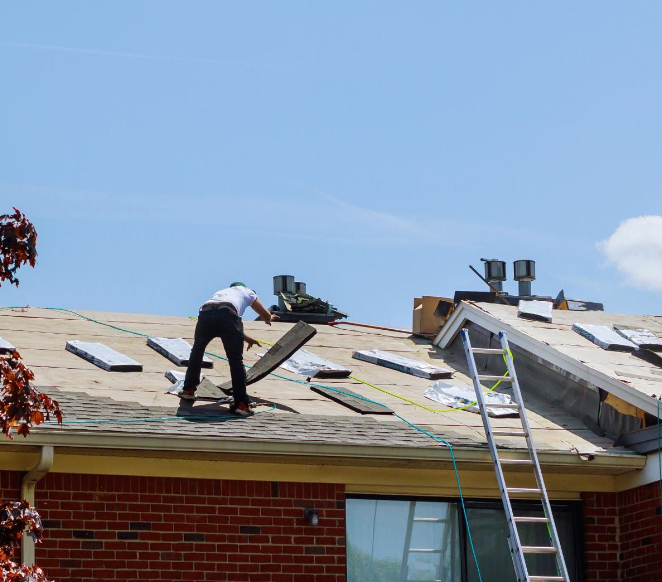 Trusted roof installation near me in Columbus, NE for residential and commercial roofing projects