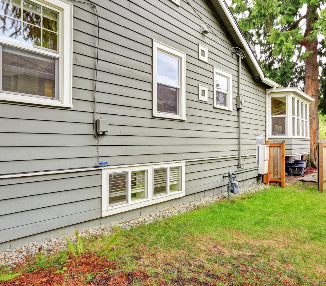 Trusted siding installation near me in Grand Island, NE for residential and commercial properties