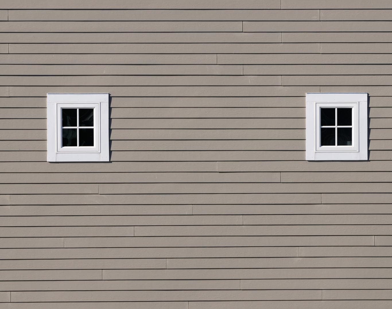 Repaired vinyl siding on a Lincoln, Nebraska home