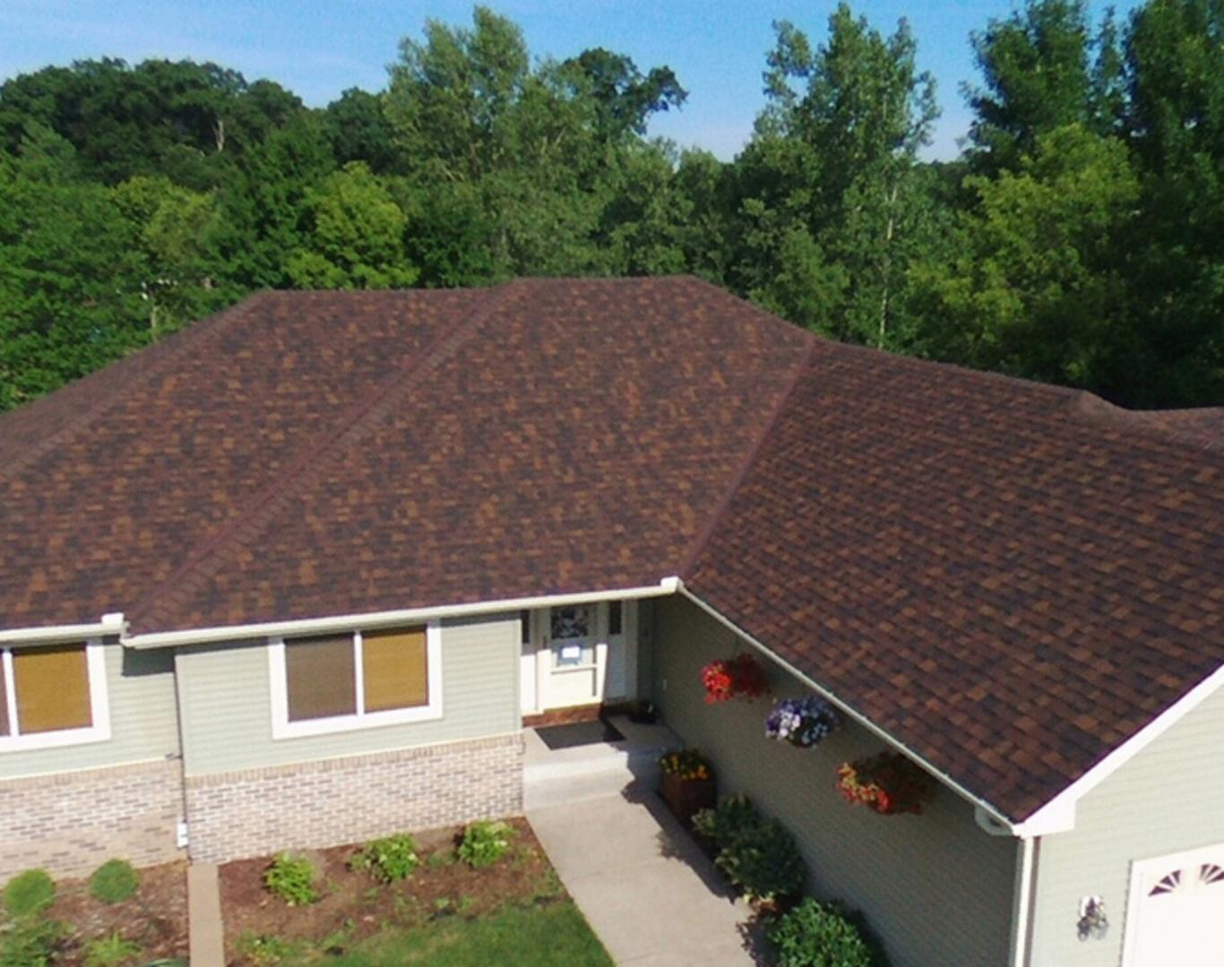 Trusted roofing contractor near me in Lincoln, NE for commercial and residential needs